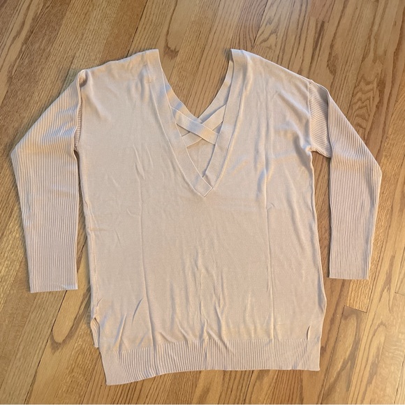 New without tags! Dusty Rose Lightweight Sweater with cross back detail - Picture 1 of 2